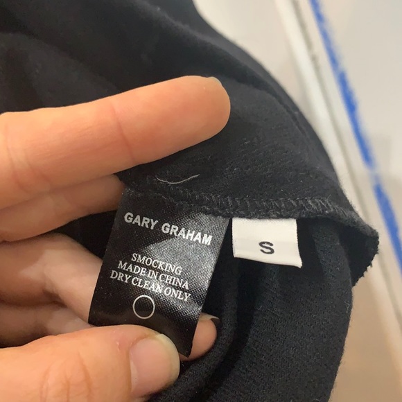 Gary Graham Voluminous Top with Smocked Collar! - Picture 6 of 11